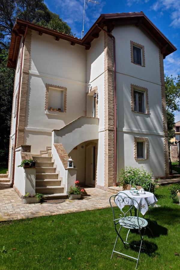Vila Il Gatto E Il Violino Lido di Fermo Exteriér fotografie